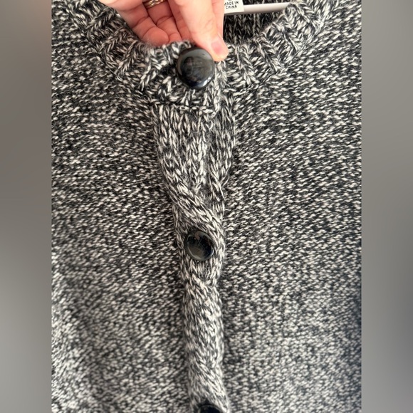 Talbots Knit Long Button Up Sweater Women’s SZ L Wool Cashmere Blend Warm Fall - Picture 3 of 8